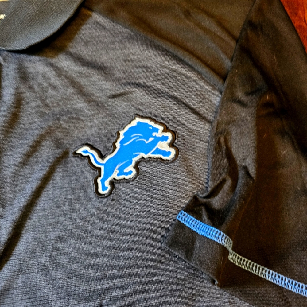 NFL  Detroit Lions Polo size XL